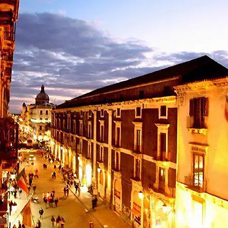 Massimo Centro فندق مبيت وإفطار كاتانيا